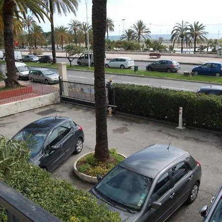 2p Avec Terrasse, Garage Privé, Proche Centre Et Plages De - Fr-1-196-210 Appartement