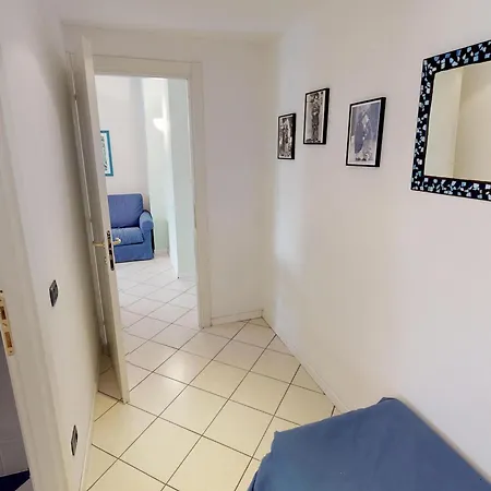 Appartement 2p Avec Terrasse, Garage Privé, Proche Centre Et Plages De - Fr-1-196-210 Menton